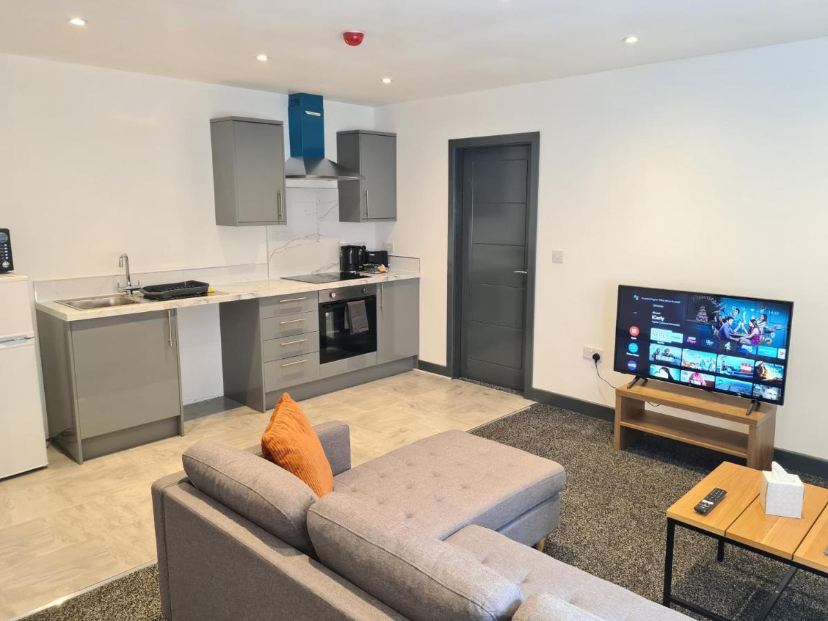 Homestay By Bic Oates 8 Dewsbury Esterno foto