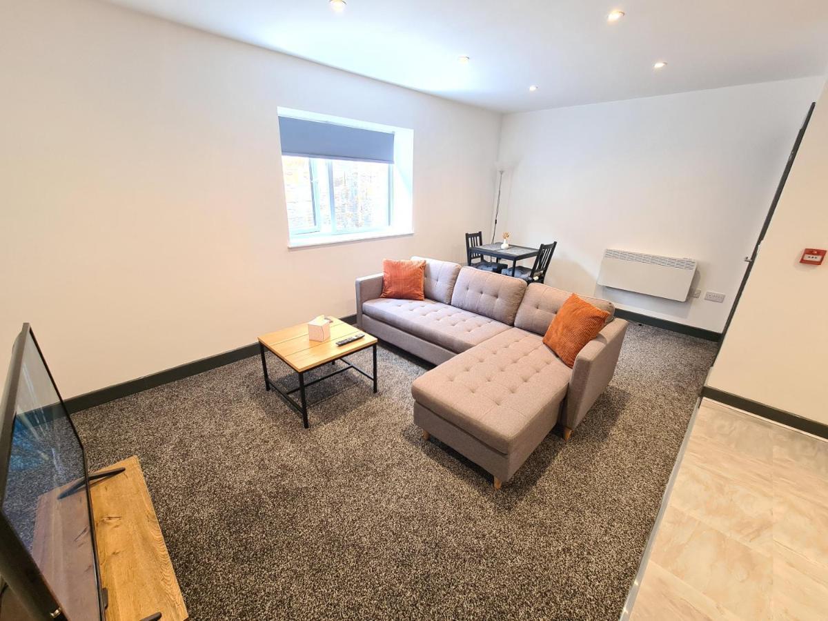 Homestay By Bic Oates 8 Dewsbury Esterno foto